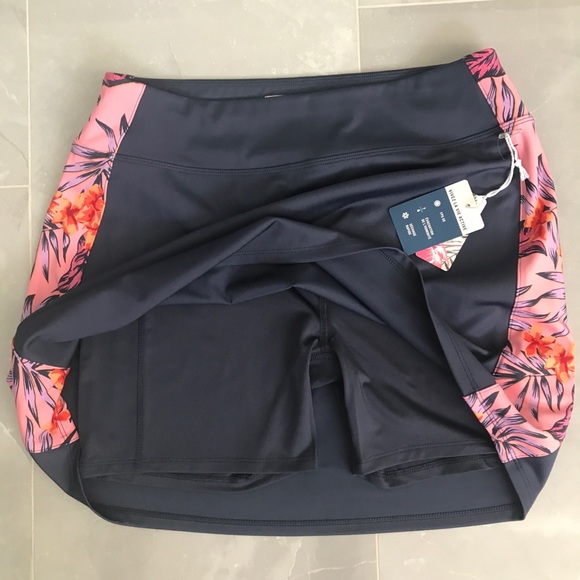 NWT Tommy Bahama Golf Women’s Skort Size Small Quick Dry - Picture 3 of 7